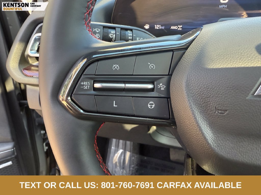 Used 2024 Chevrolet Traverse RS AWD/4WD image 19