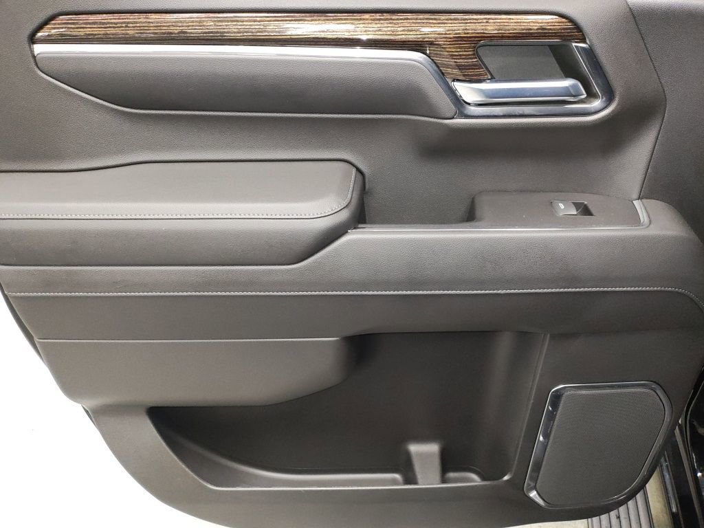 Used 2022 GMC Sierra 1500 Elevation image 28