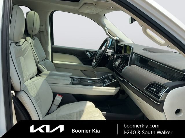 Used 2018 Lincoln Navigator L Black Label w/ Cargo Package AWD/4WD image 11