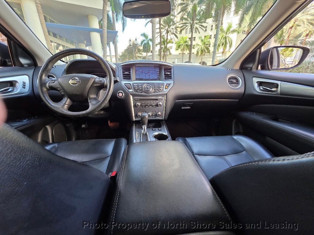 Used 2019 Nissan Pathfinder SL image 9