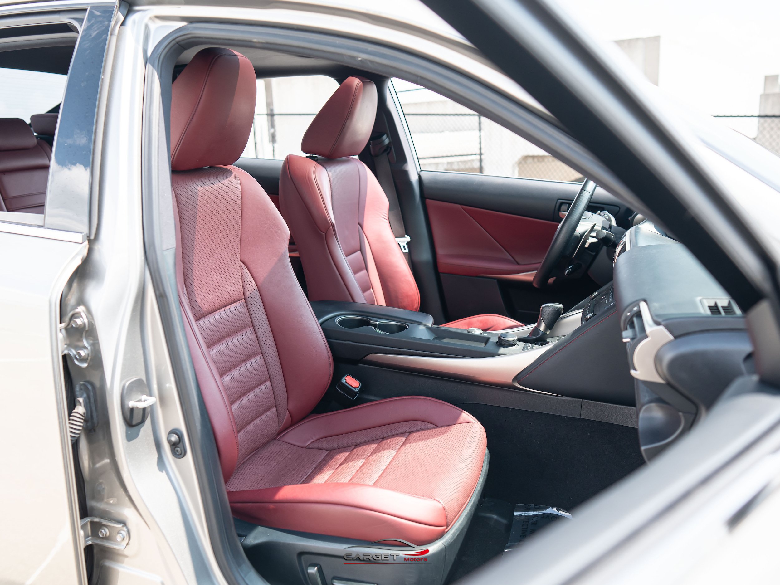 Used 2019 Lexus IS 300 F Sport w/ F Sport Package RWD image 17