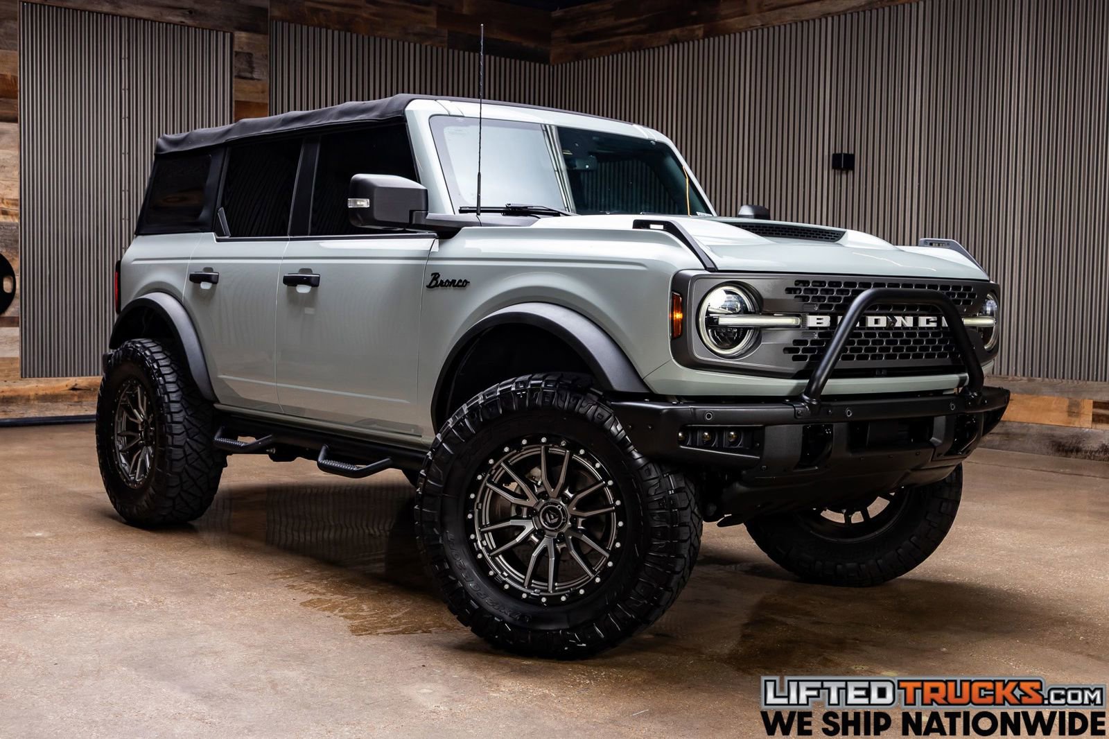 Used 2021 Ford Bronco Badlands AWD/4WD image 1