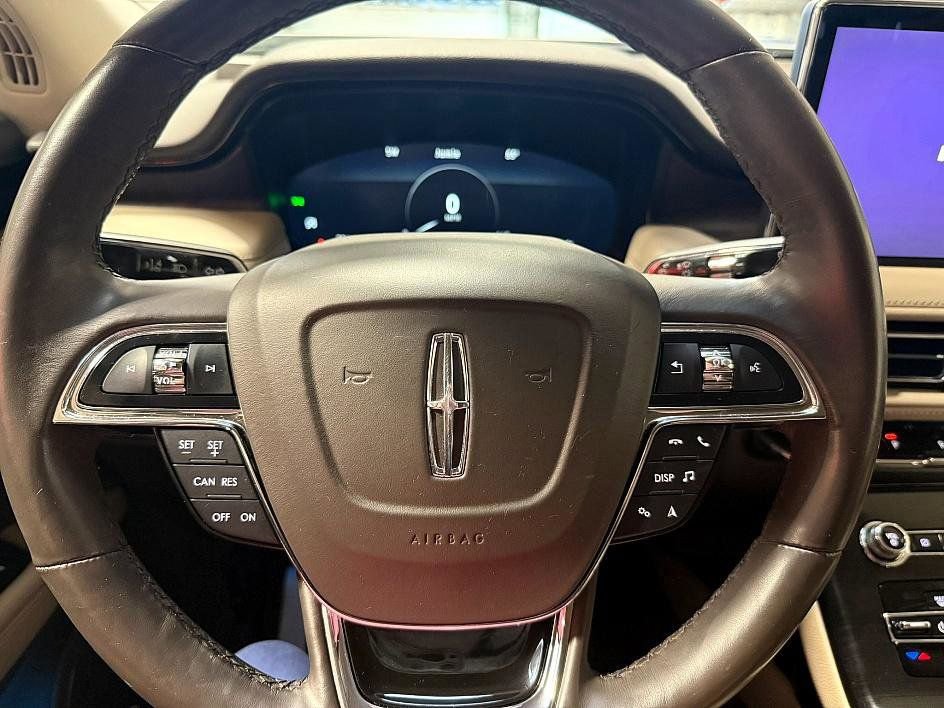 Used 2021 Lincoln Nautilus Reserve image 8