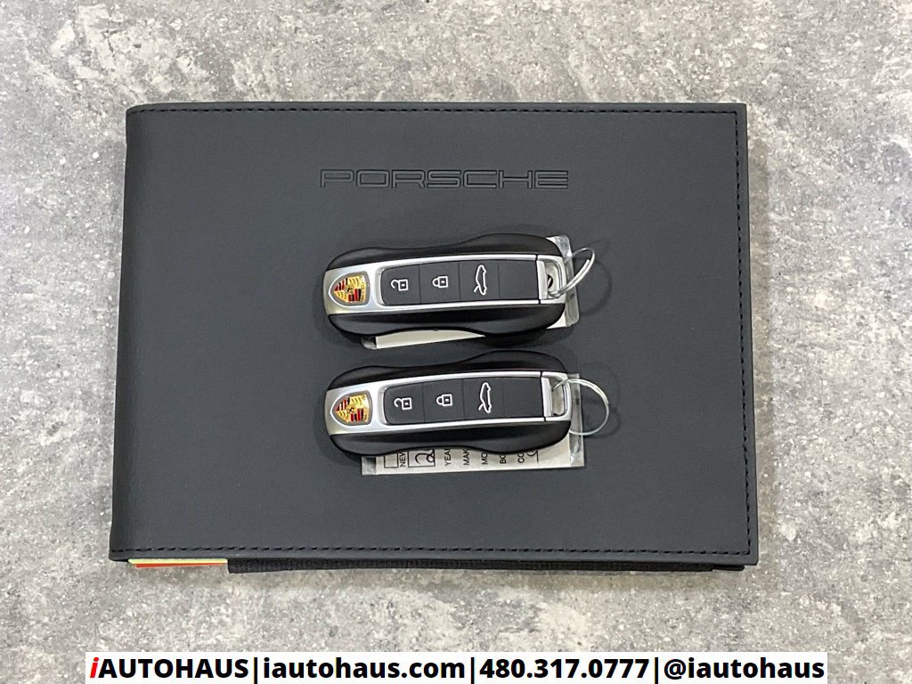 Used 2026 Porsche 911 Carrera w/ Premium Package RWD image 67