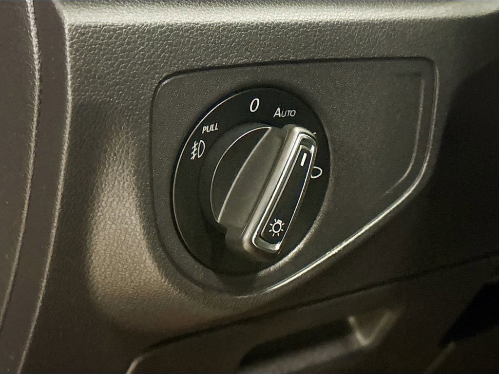 Used 2018 Volkswagen Atlas SEL image 12