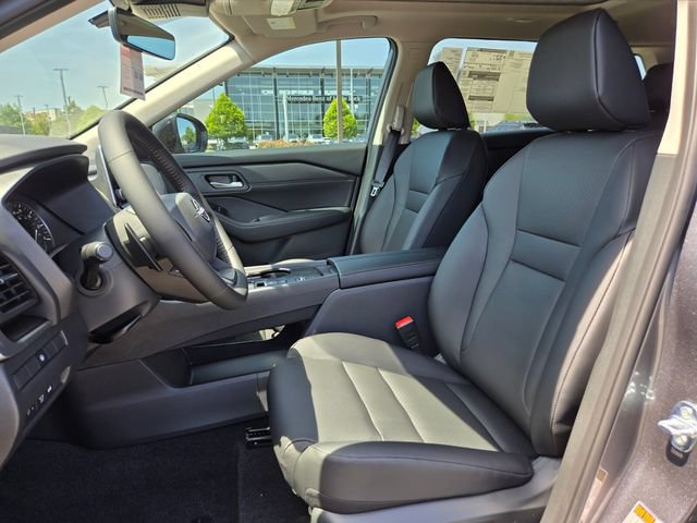 New 2026 Nissan Rogue Dark Armor FWD image 7
