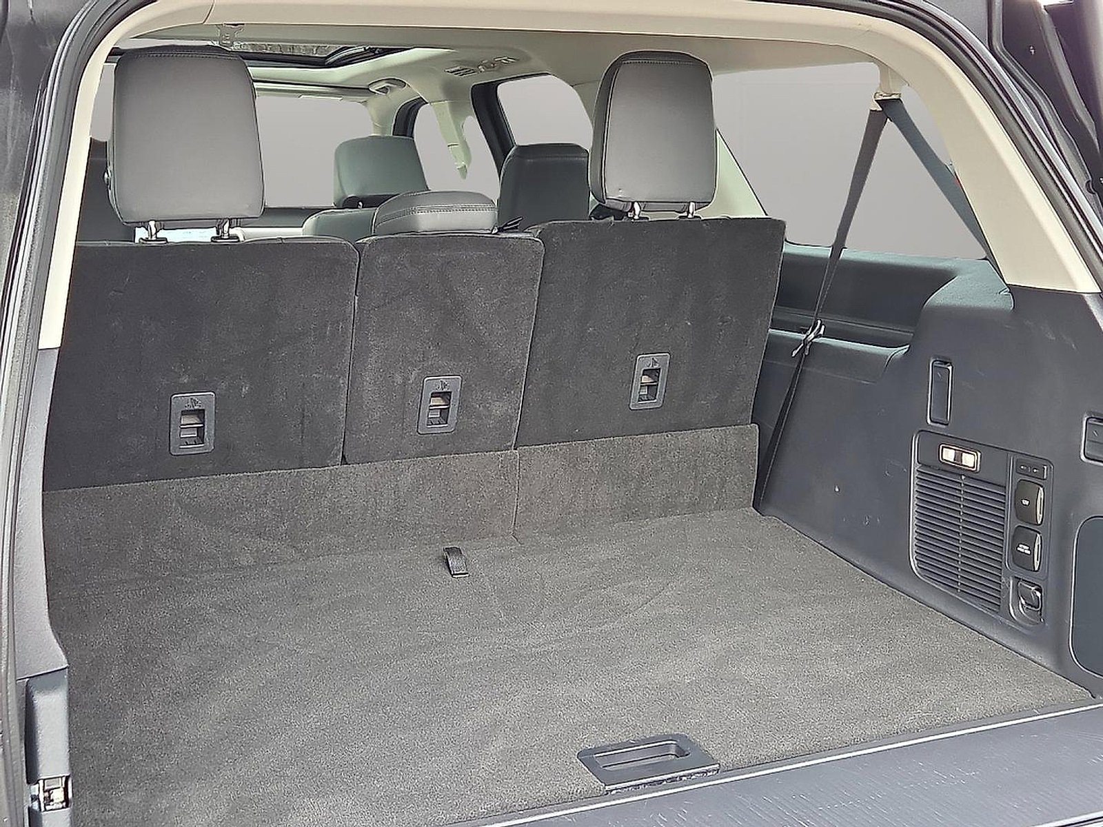 Used 2025 Ford Expedition Max Active image 8