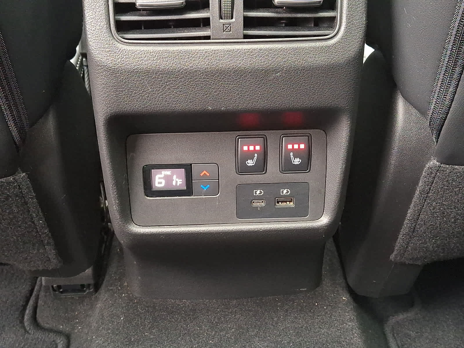 Used 2021 Nissan Rogue Platinum AWD/4WD image 12