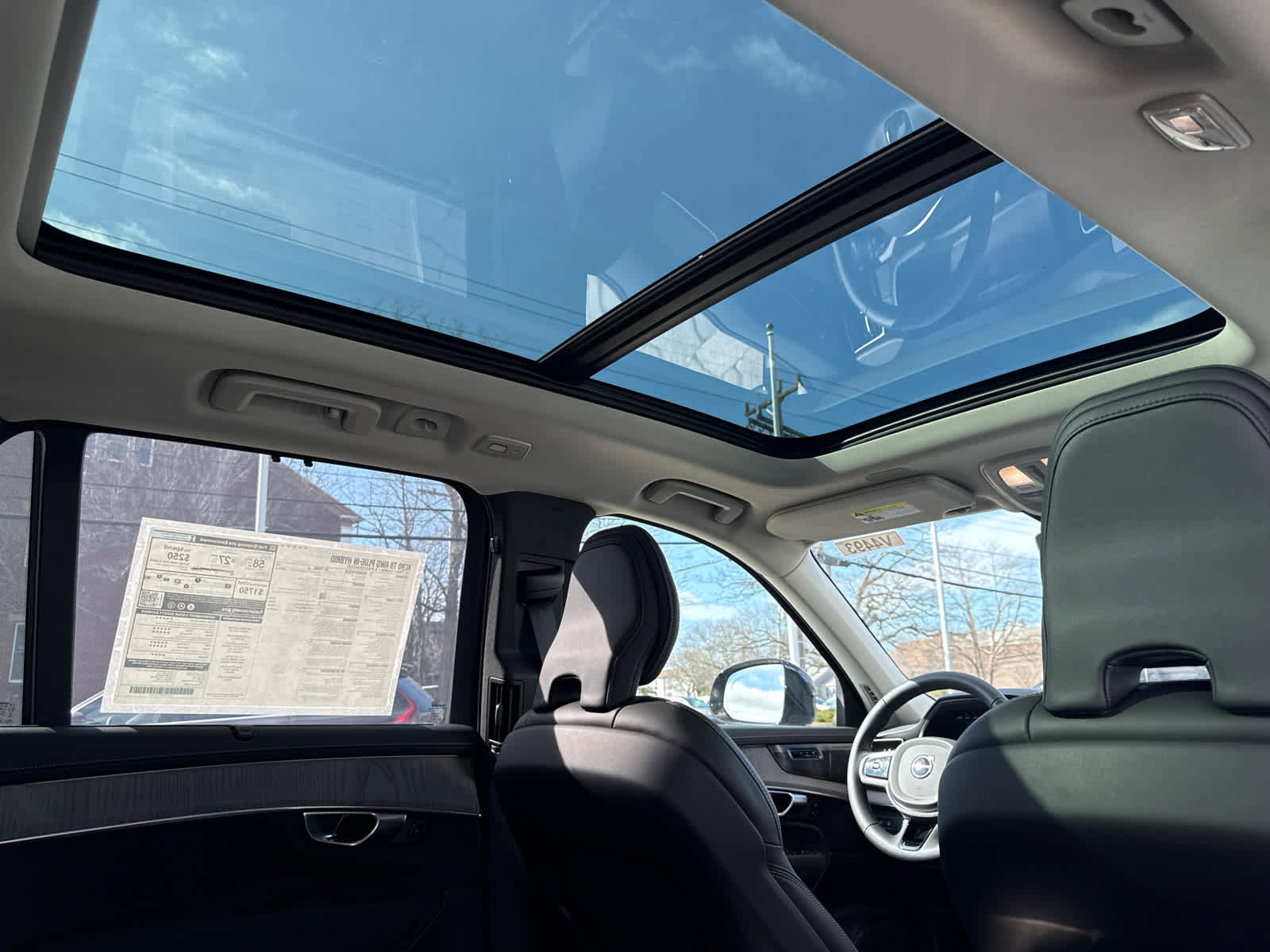 New 2026 Volvo XC90 T8 Ultra w/ Protection Package Premier image 33