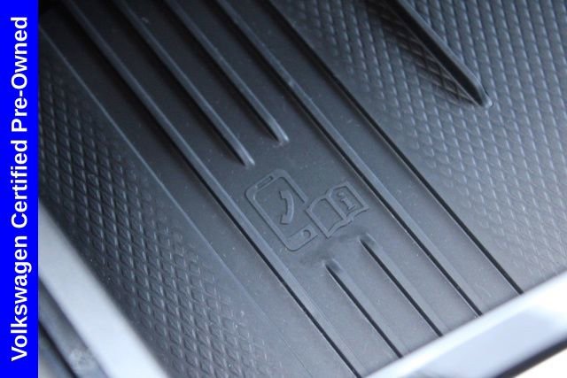 Used 2025 Volkswagen Atlas Cross Sport SE w/ Panoramic Sunroof Package image 42