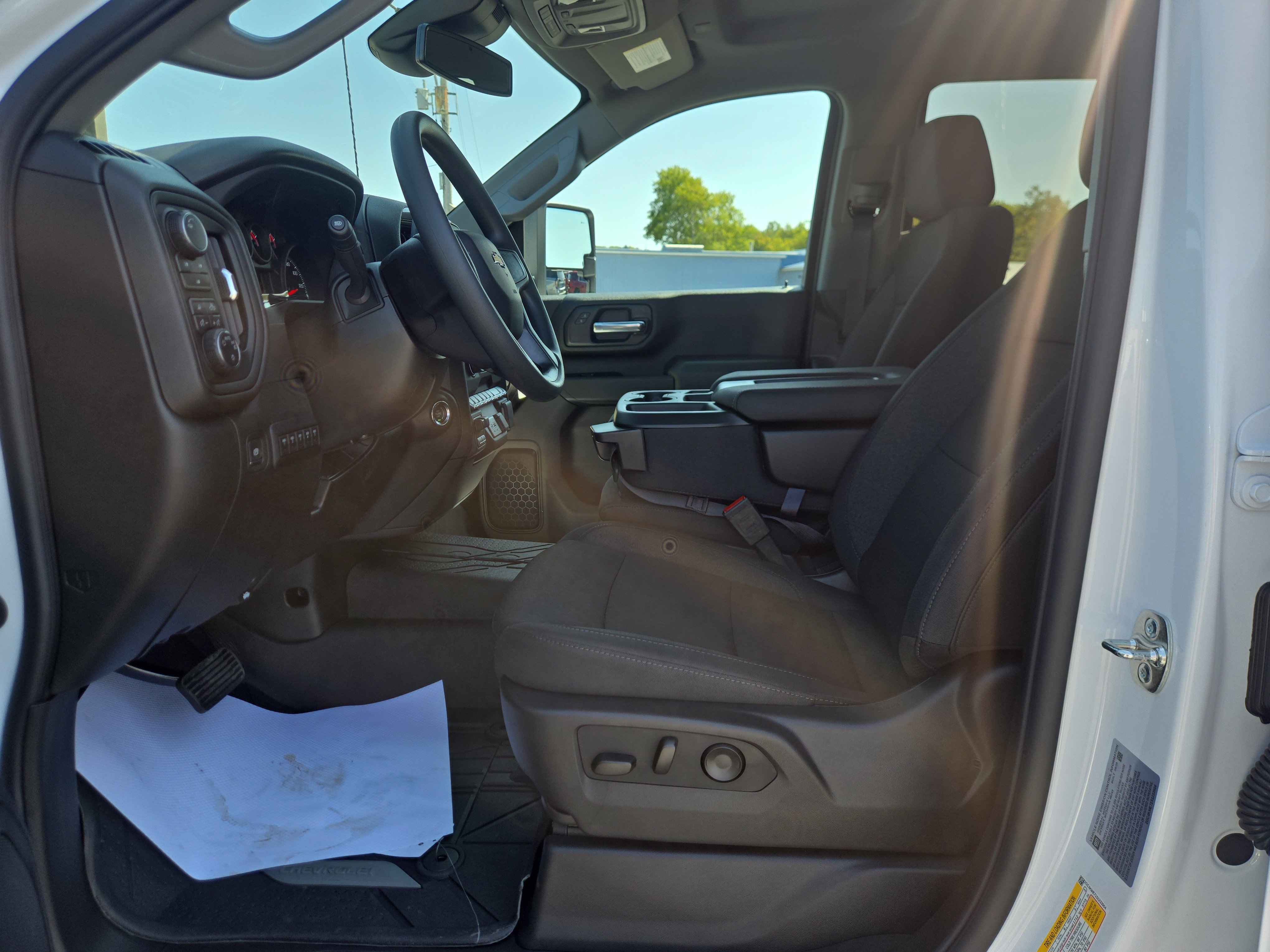 New 2025 Chevrolet Silverado 2500 Custom w/ Custom Value Package image 12