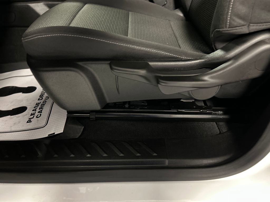 Used 2024 Chevrolet Colorado LT w/ LT Convenience Package RWD image 13