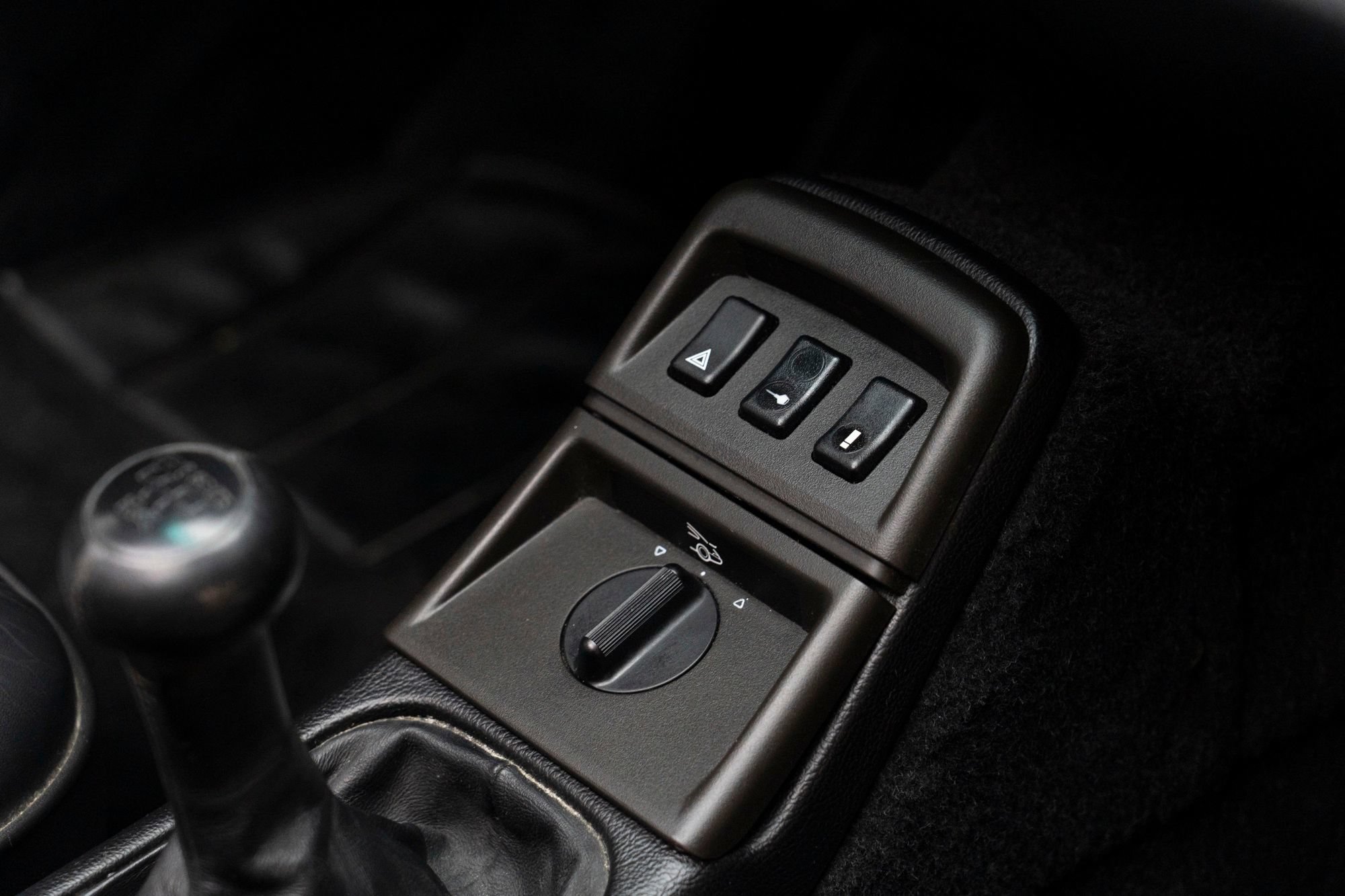 Used 1991 Porsche 911 Carrera RWD image 29