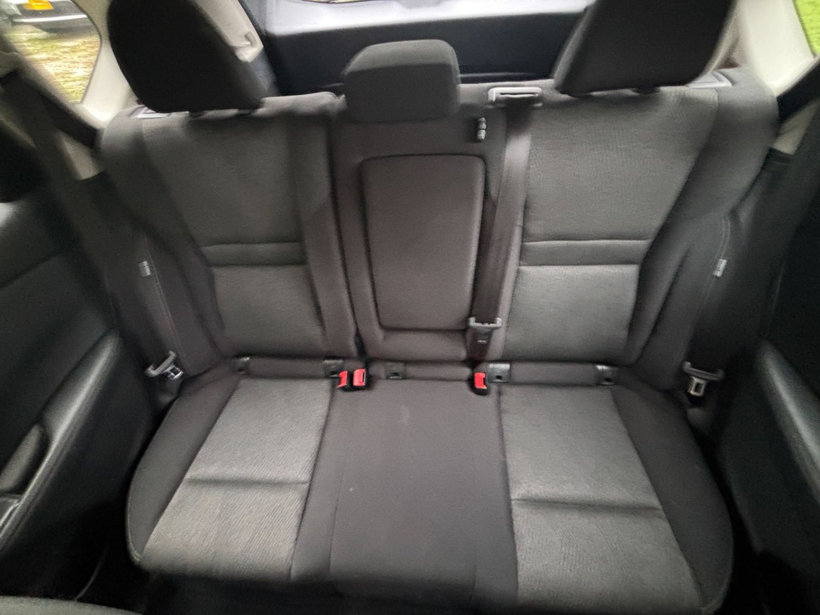 Used 2025 Nissan Rogue SV FWD image 38