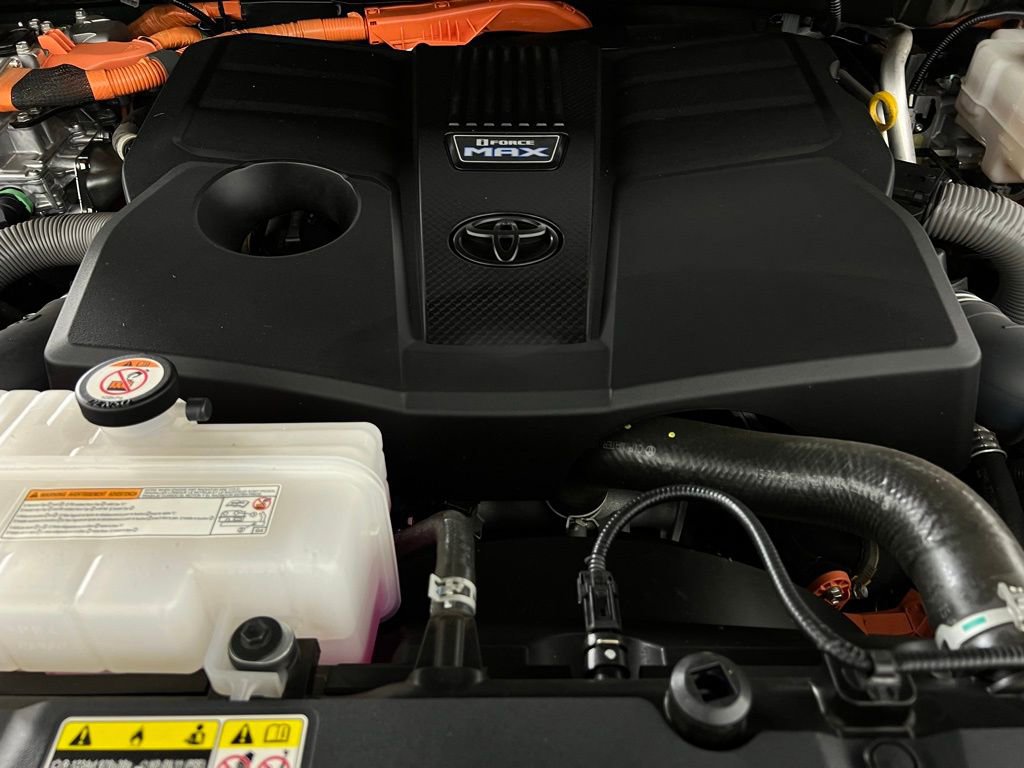 Used 2024 Toyota Sequoia Platinum image 39