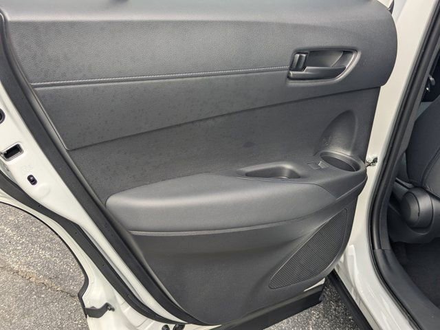 Used 2024 Toyota Corolla Cross SE image 18