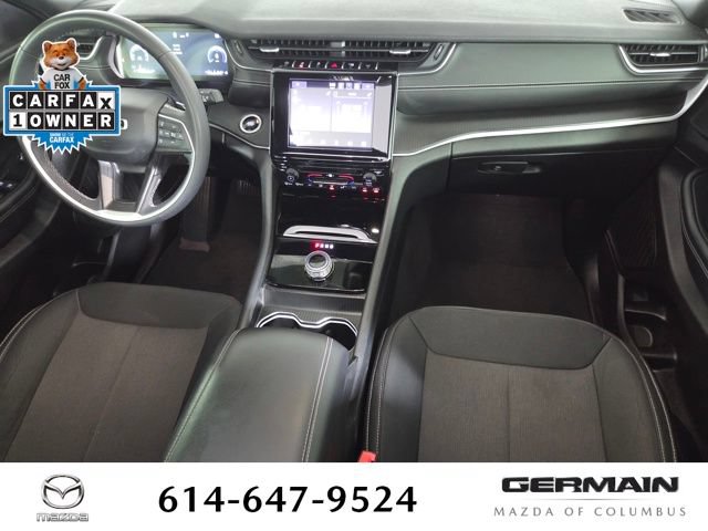 Used 2024 Jeep Grand Cherokee L Laredo AWD/4WD image 30