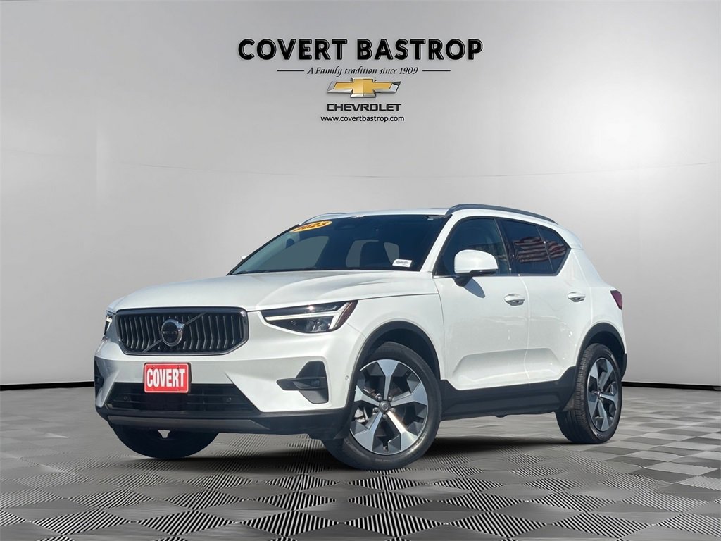 Used 2023 Volvo XC40 B5 Plus w/ Protection Package Premier video 1