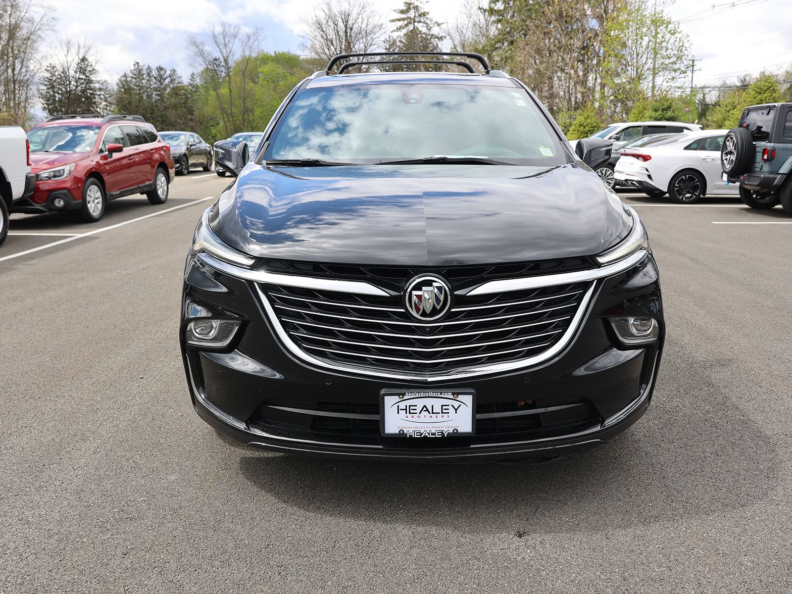 Used 2022 Buick Enclave Premium w/ Experience Buick Package AWD/4WD image 2