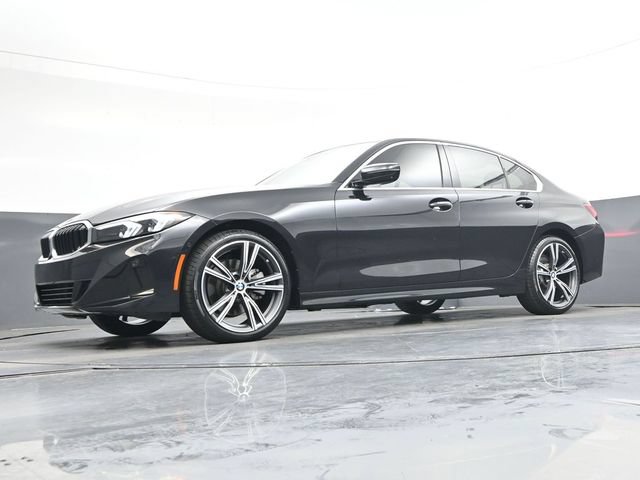 Used 2024 BMW 330i Sedan w/ Convenience Package RWD image 35