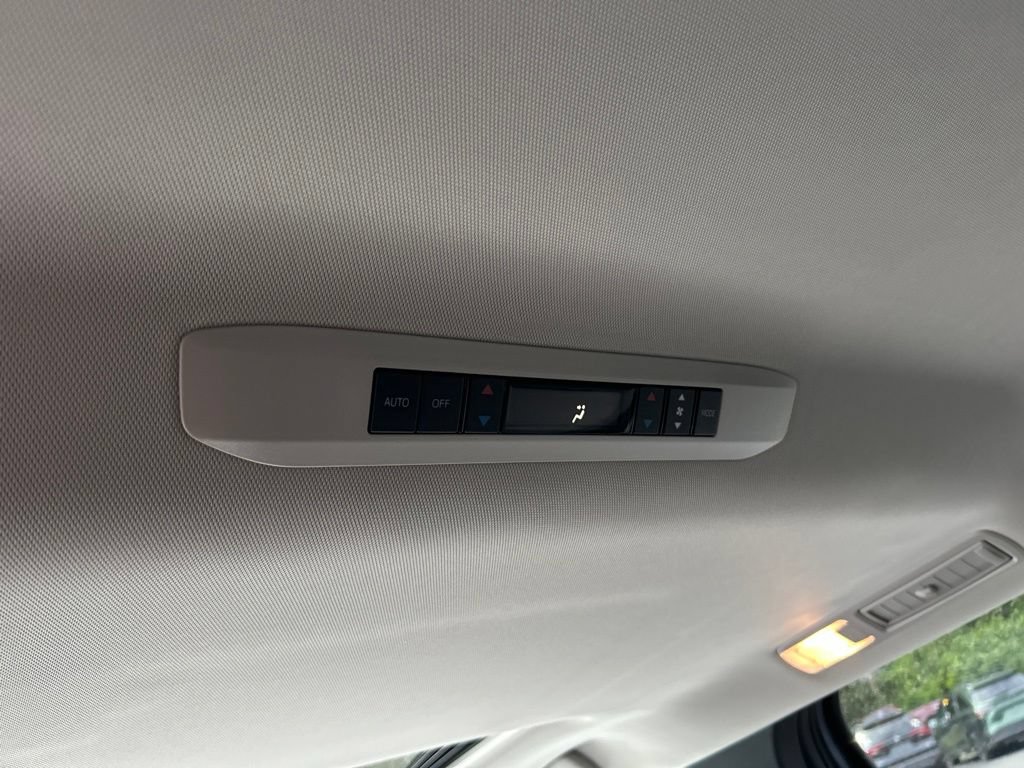 New 2026 Toyota Sienna XLE AWD/4WD image 29