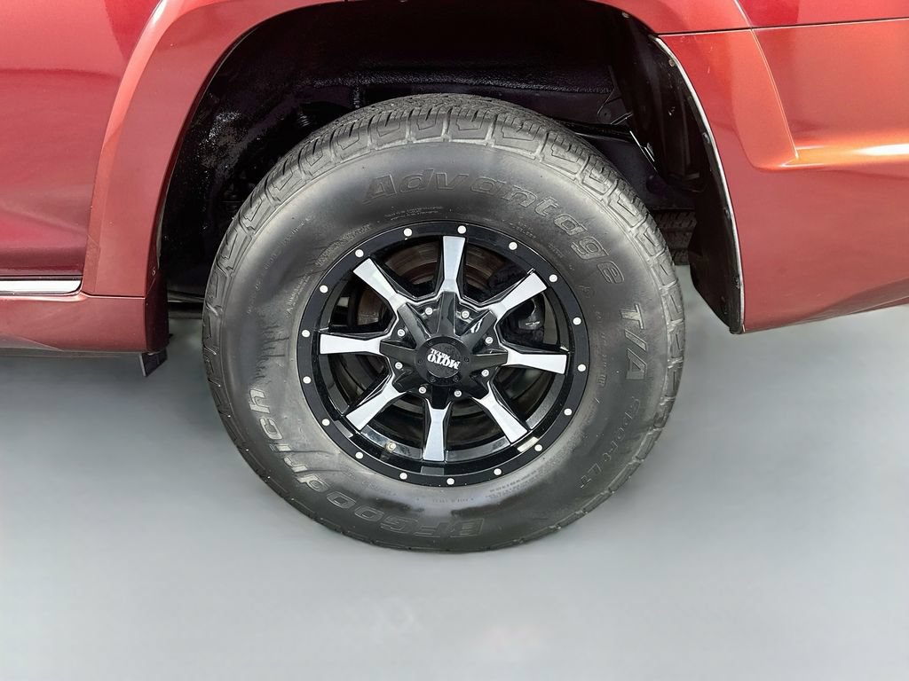 Used 2010 Toyota 4Runner Limited AWD/4WD image 32