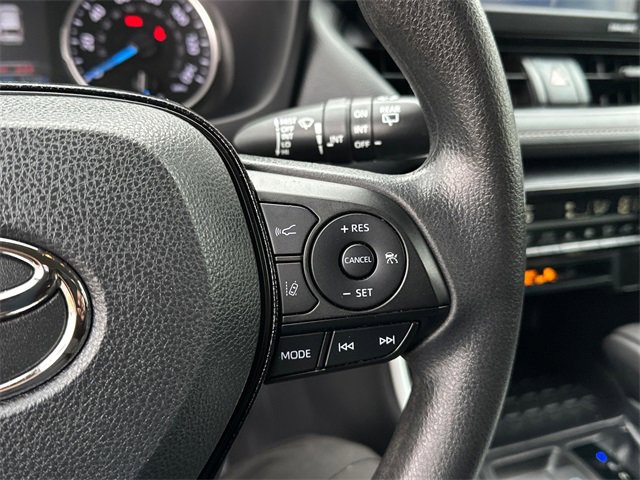 Used 2020 Toyota RAV4 XLE w/ Convenience Package image 26