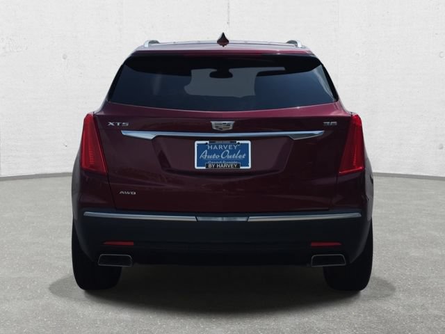 Used 2017 Cadillac XT5 Premium Luxury w/ LPO, Wheel Lock Package AWD/4WD image 6