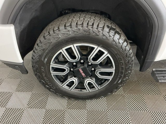 Used 2023 GMC Sierra 3500 AT4 w/ AT4 Premium Plus Package image 33