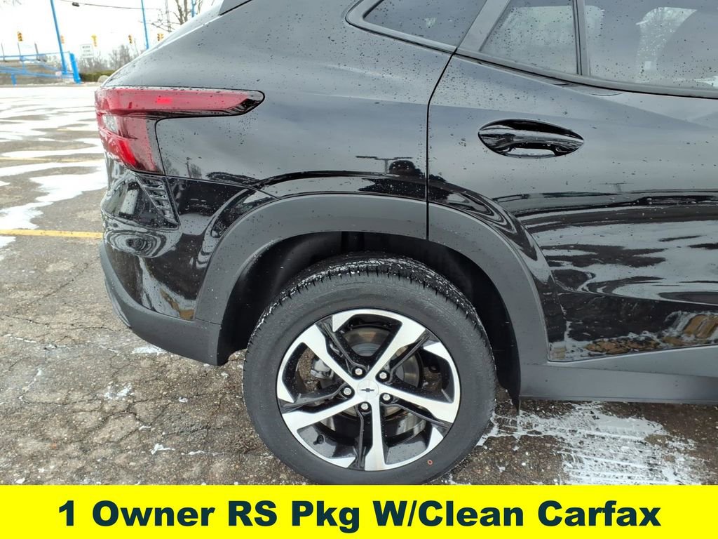 Used 2024 Chevrolet Trax RS image 24