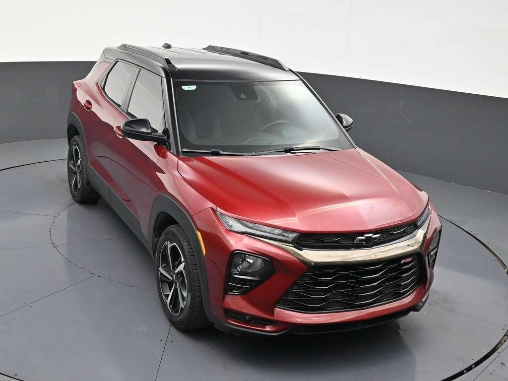 Used 2022 Chevrolet TrailBlazer RS w/ Technology Package FWD image 17