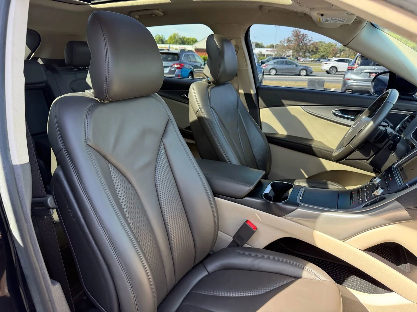 Used 2019 Lincoln Nautilus Select image 53