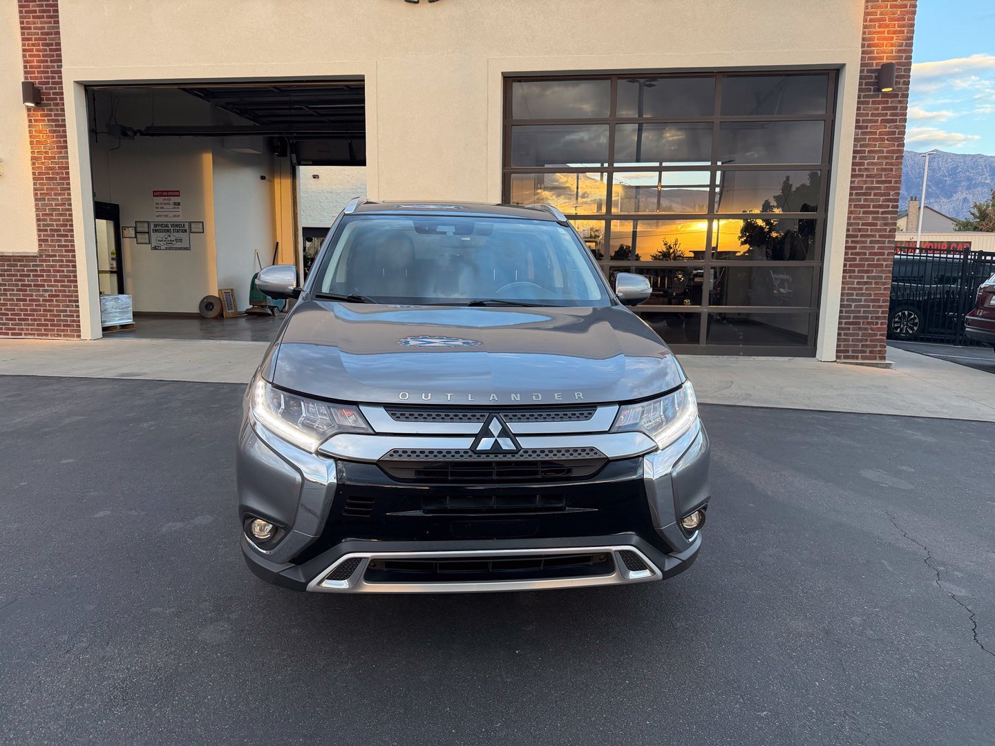Used 2019 Mitsubishi Outlander GT AWD/4WD image 3