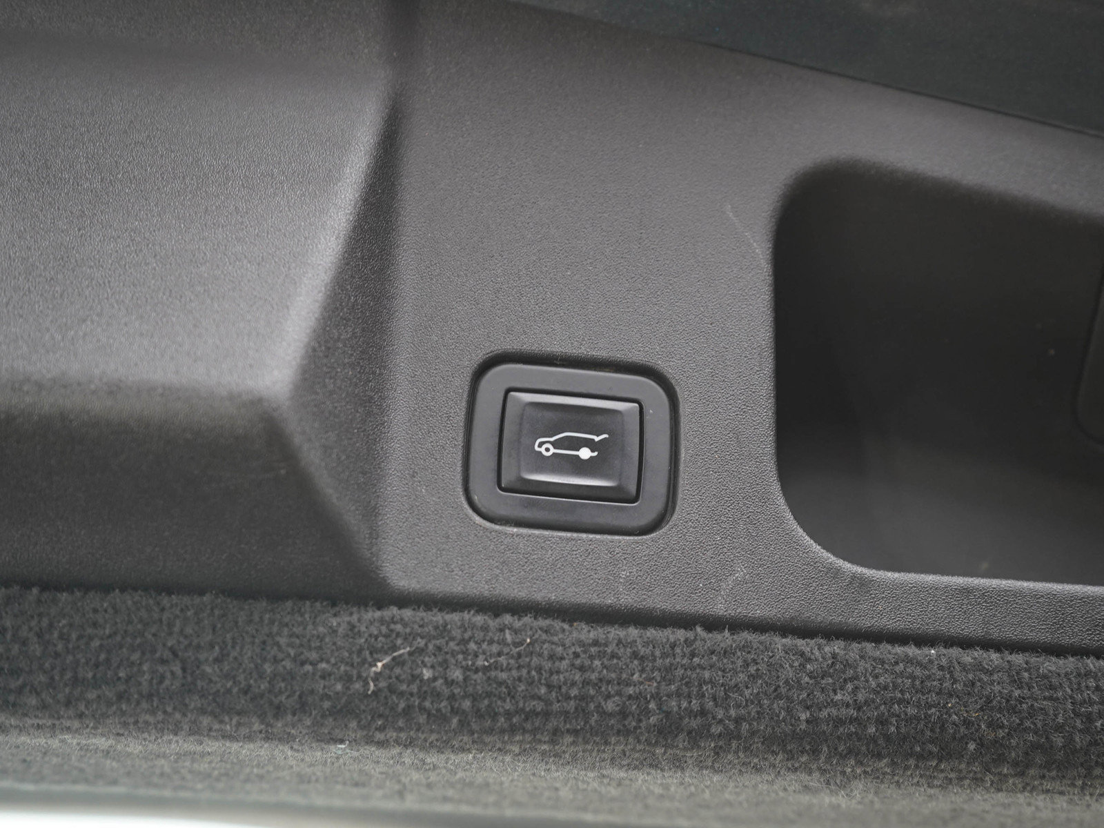 Used 2011 Cadillac CTS Luxury AWD/4WD image 14