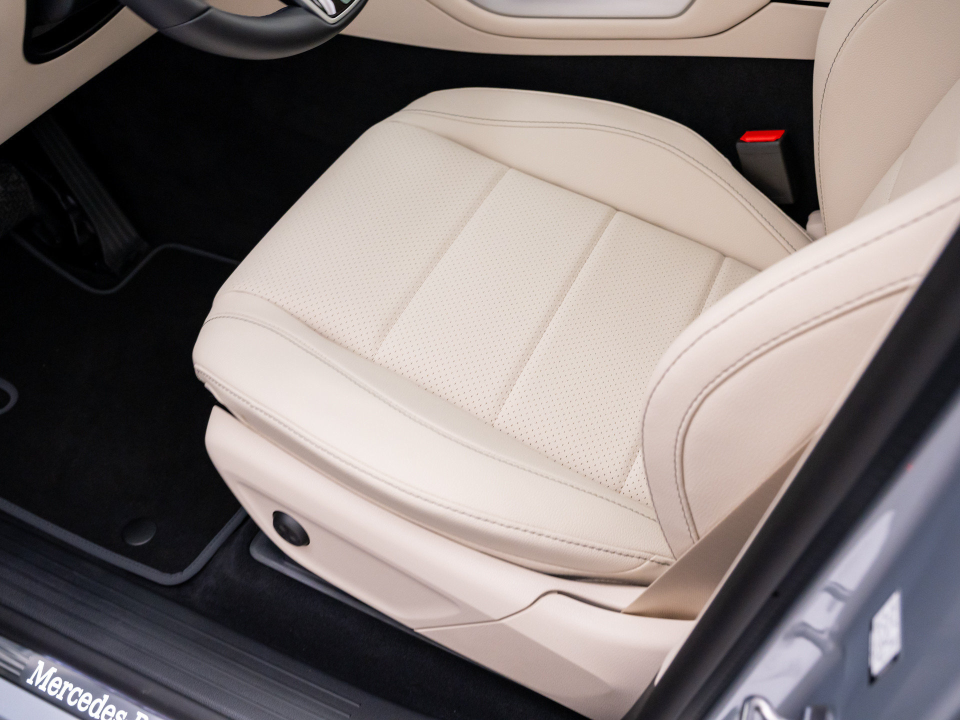New 2026 Mercedes-Benz GLE 350 4MATIC image 16