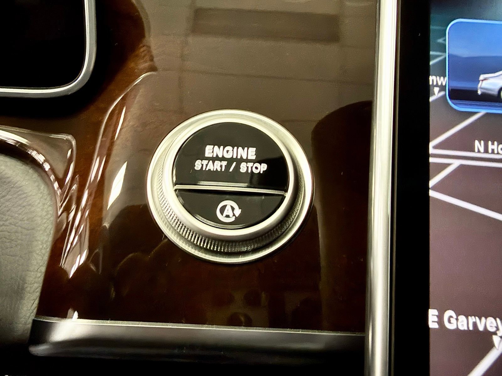 Used 2025 Mercedes-Benz S 580 4MATIC Sedan image 30