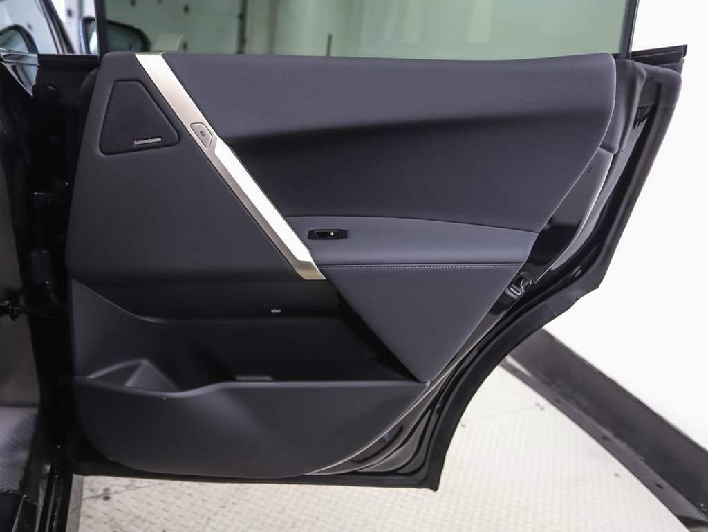 New 2026 BMW iX xDrive45 w/ Premium Package image 25