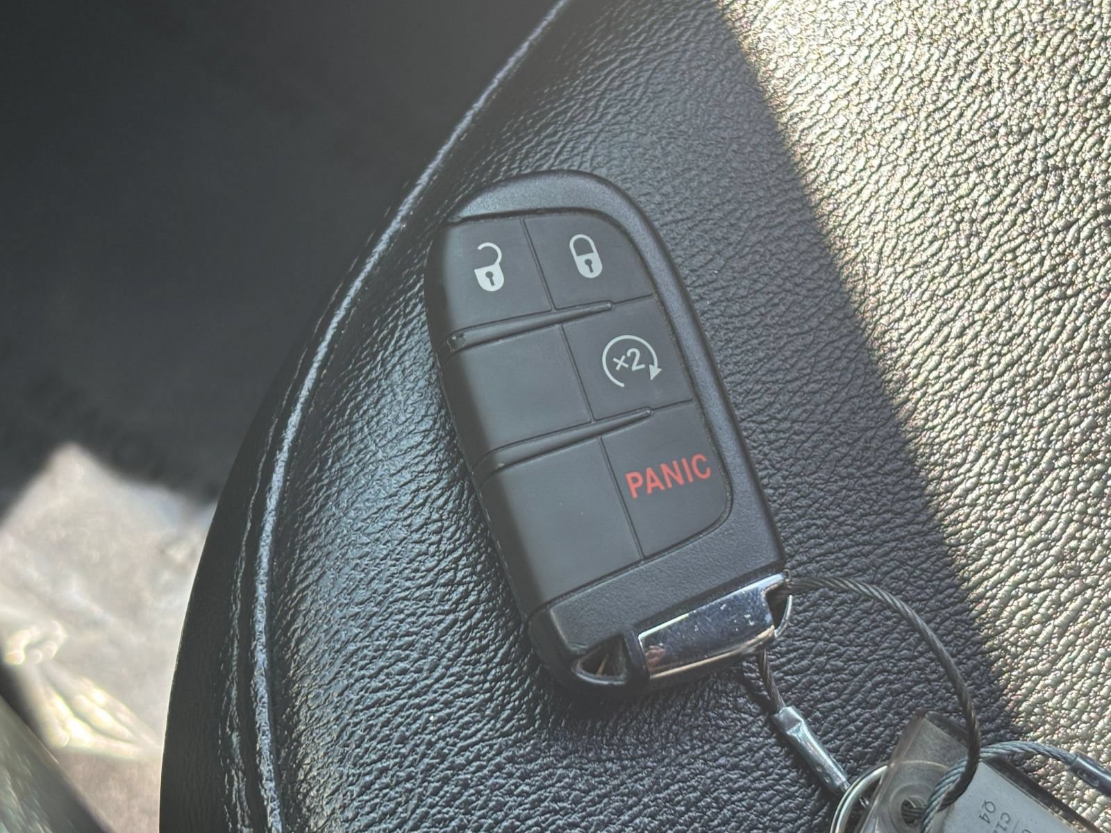 Used 2025 Jeep Compass Limited AWD/4WD image 21
