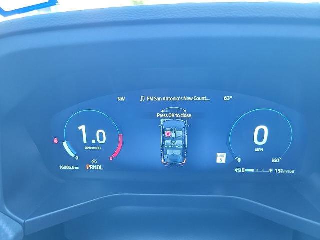 Certified 2025 Ford Explorer Platinum image 5