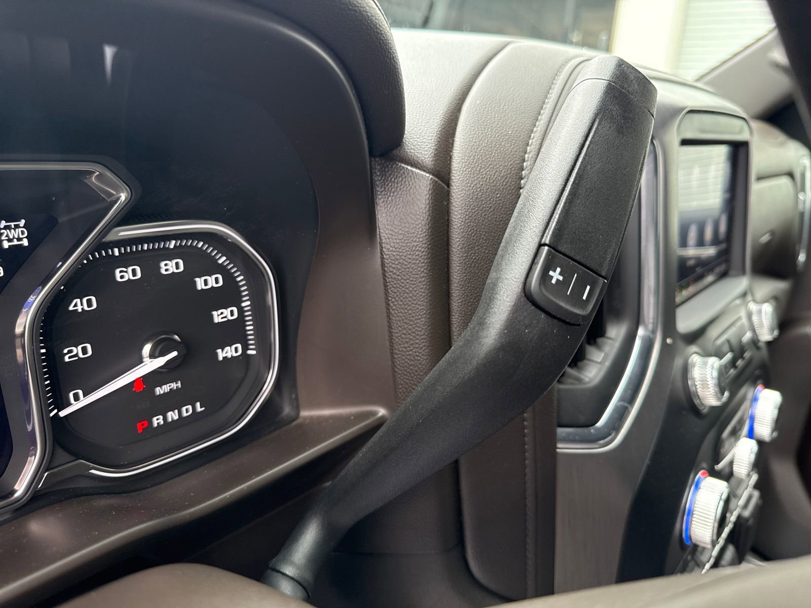 Used 2020 GMC Sierra 2500 Denali w/ Technology Package image 24