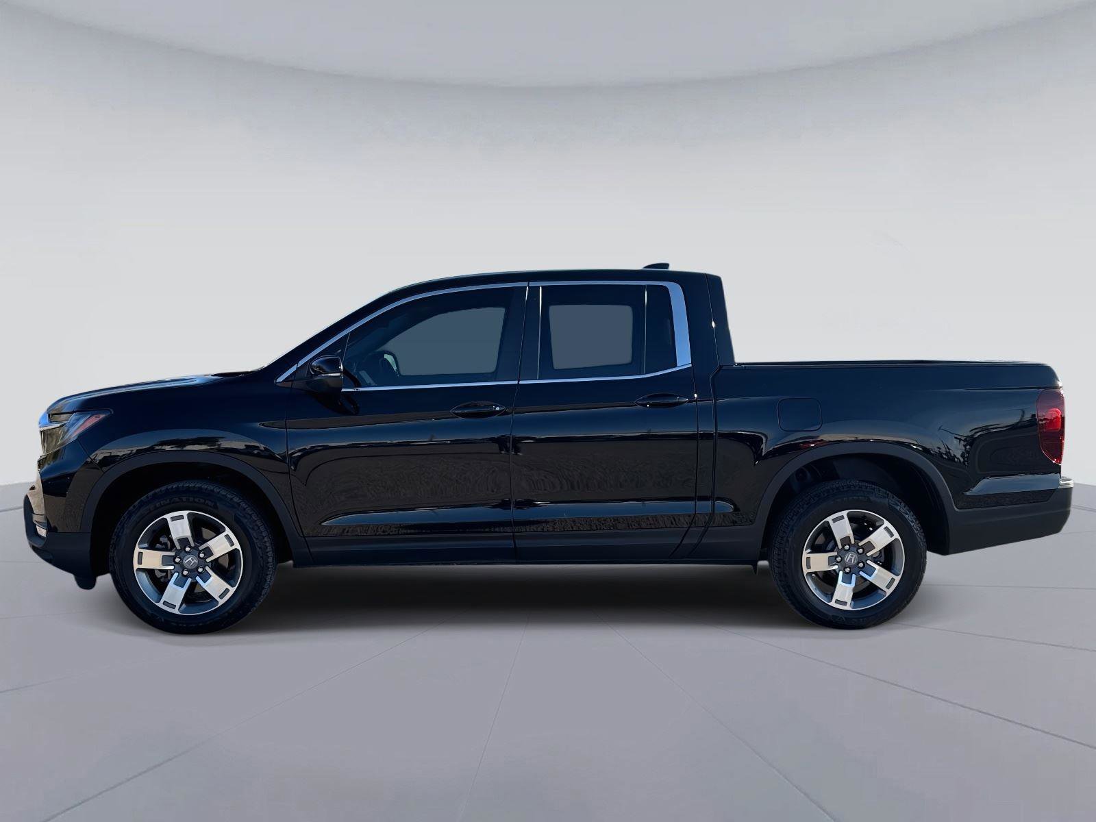 Certified 2025 Honda Ridgeline RTL image 7