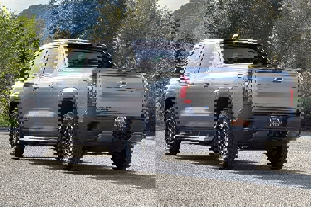 New 2026 Chevrolet Silverado EV Trail Boss image 6