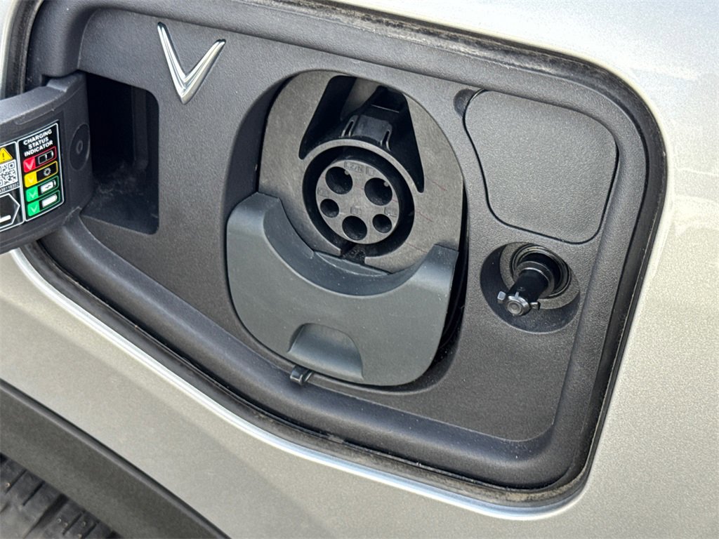 New 2025 VinFast VF 8 Plus image 10