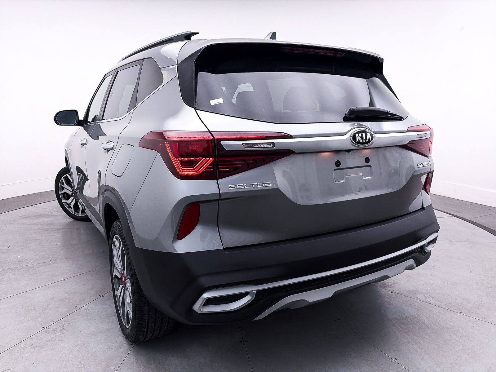 Certified 2021 Kia Seltos SX image 9