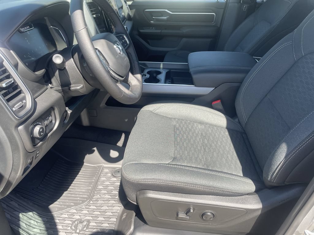 New 2025 RAM 1500 Lone Star AWD/4WD image 13