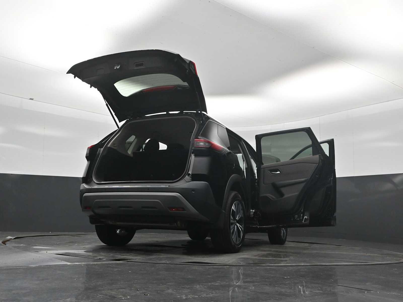 Used 2023 Nissan Rogue SV AWD/4WD image 40