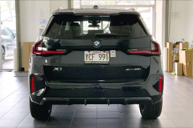Used 2026 BMW X1 xDrive28i w/ M Sport Package AWD/4WD image 4