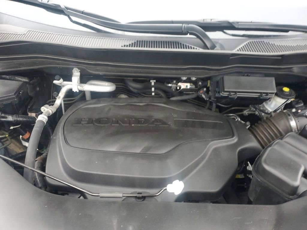 Used 2022 Honda Pilot Sport image 11