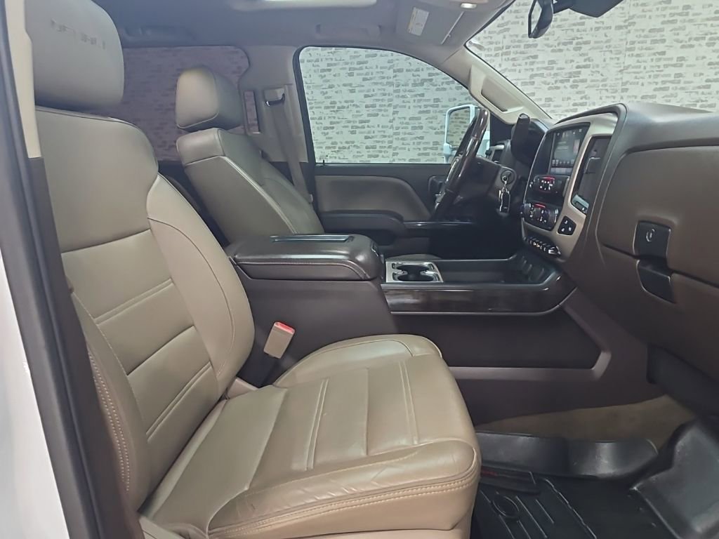 Used 2016 GMC Sierra 2500 Denali w/ Duramax Plus Package image 10