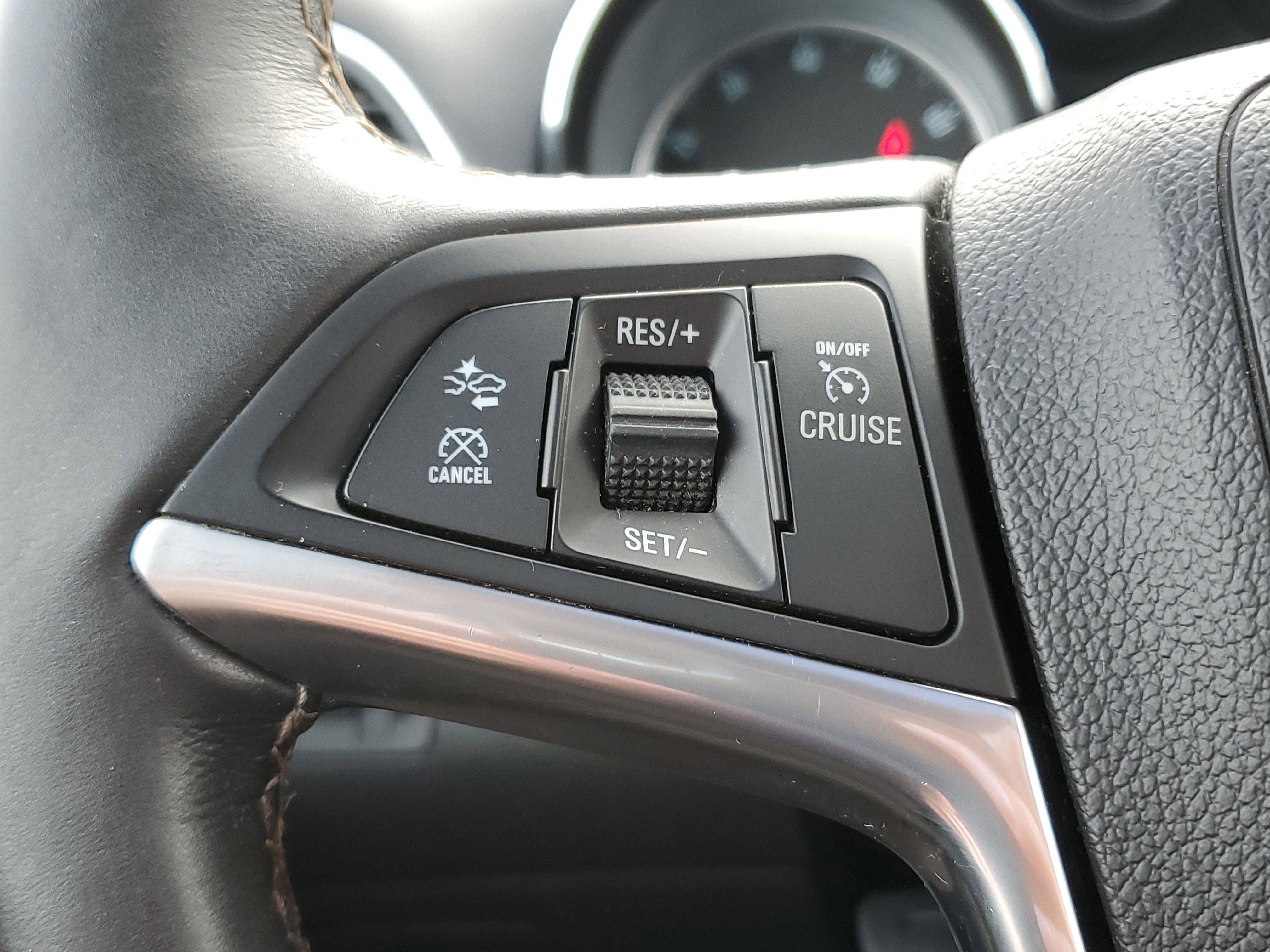 Used 2015 Buick Encore Premium w/ Experience Buick Package image 18